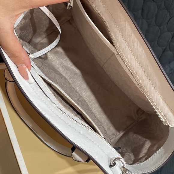 MICHEAL KORS Medium Selma Saffiano leather Satchel Crossbody Bag Ballet - Picture 4 of 14